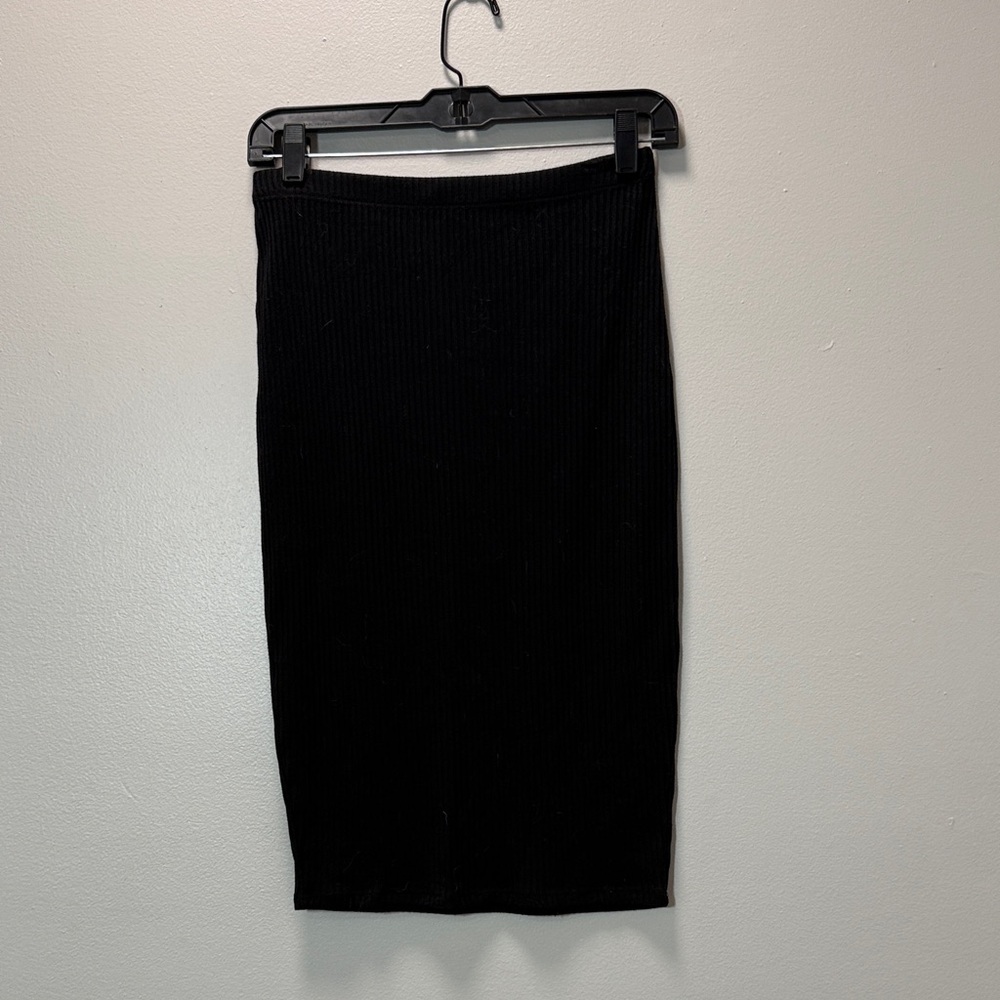 Ribbed Skirt - Black Pencil Skirt - City Streets
